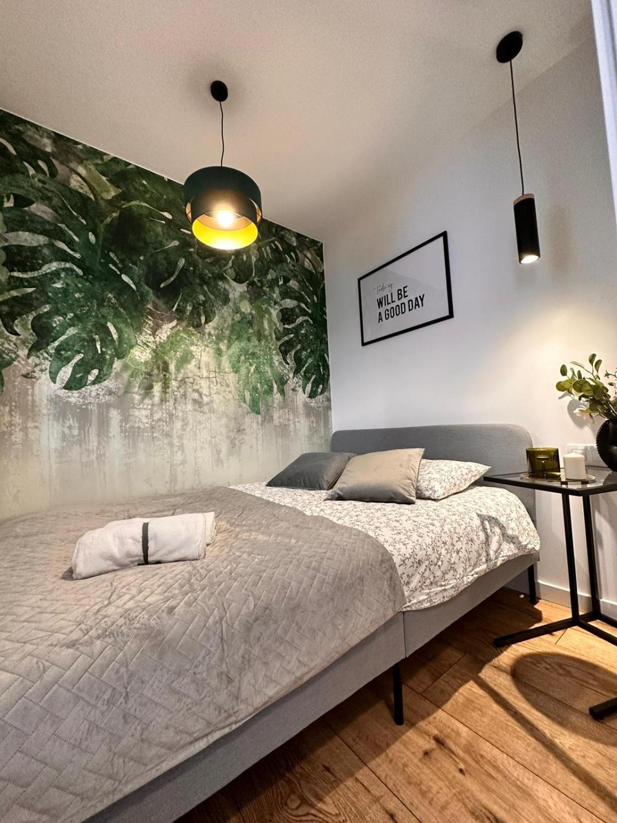 Green Hill Apartments カトヴィツェ エクステリア 写真