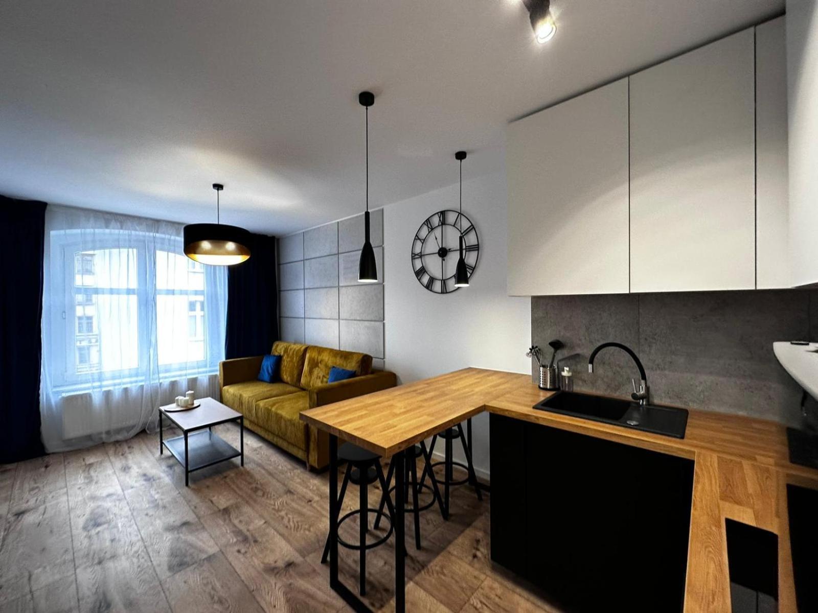 Green Hill Apartments カトヴィツェ エクステリア 写真