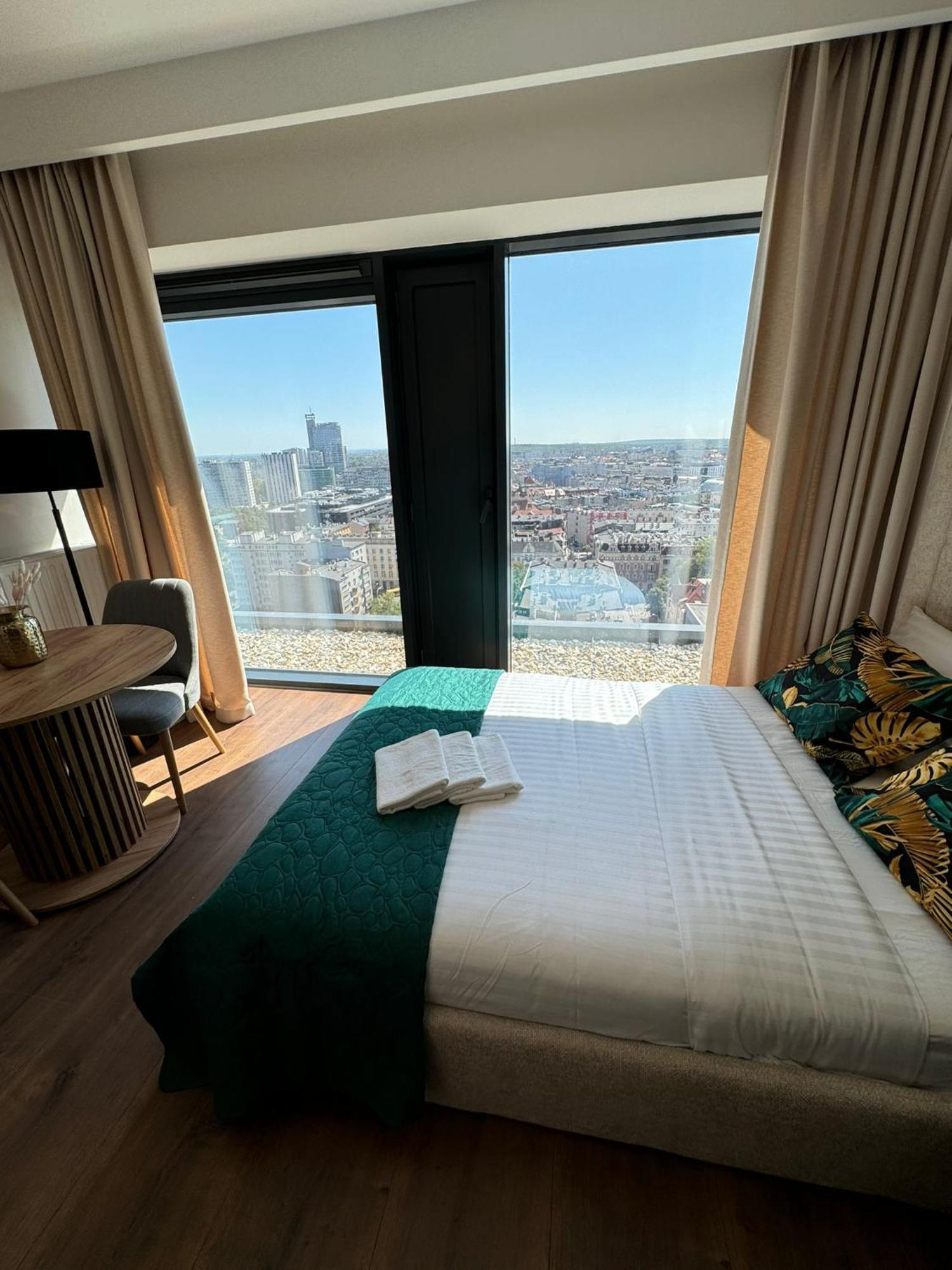 Green Hill Apartments カトヴィツェ エクステリア 写真